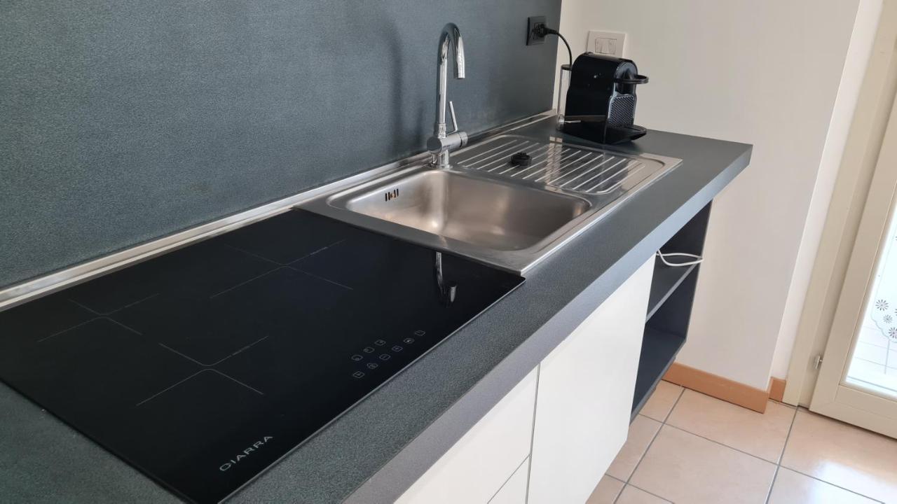 Appartamento Quadrivium Castelnuovo del Garda Bagian luar foto
