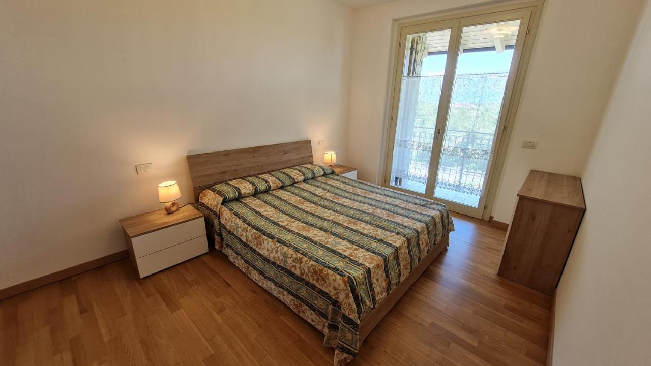 Appartamento Quadrivium Castelnuovo del Garda Bagian luar foto