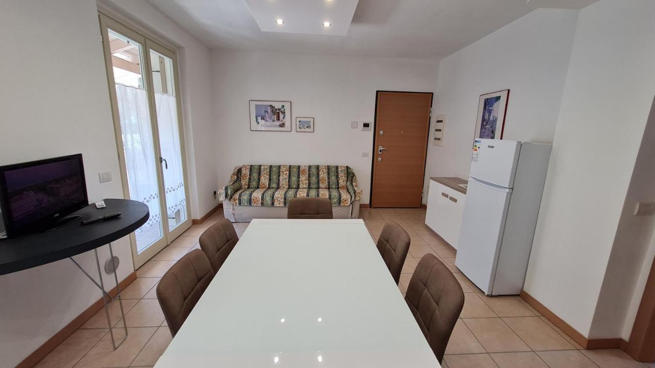 Appartamento Quadrivium Castelnuovo del Garda Bagian luar foto